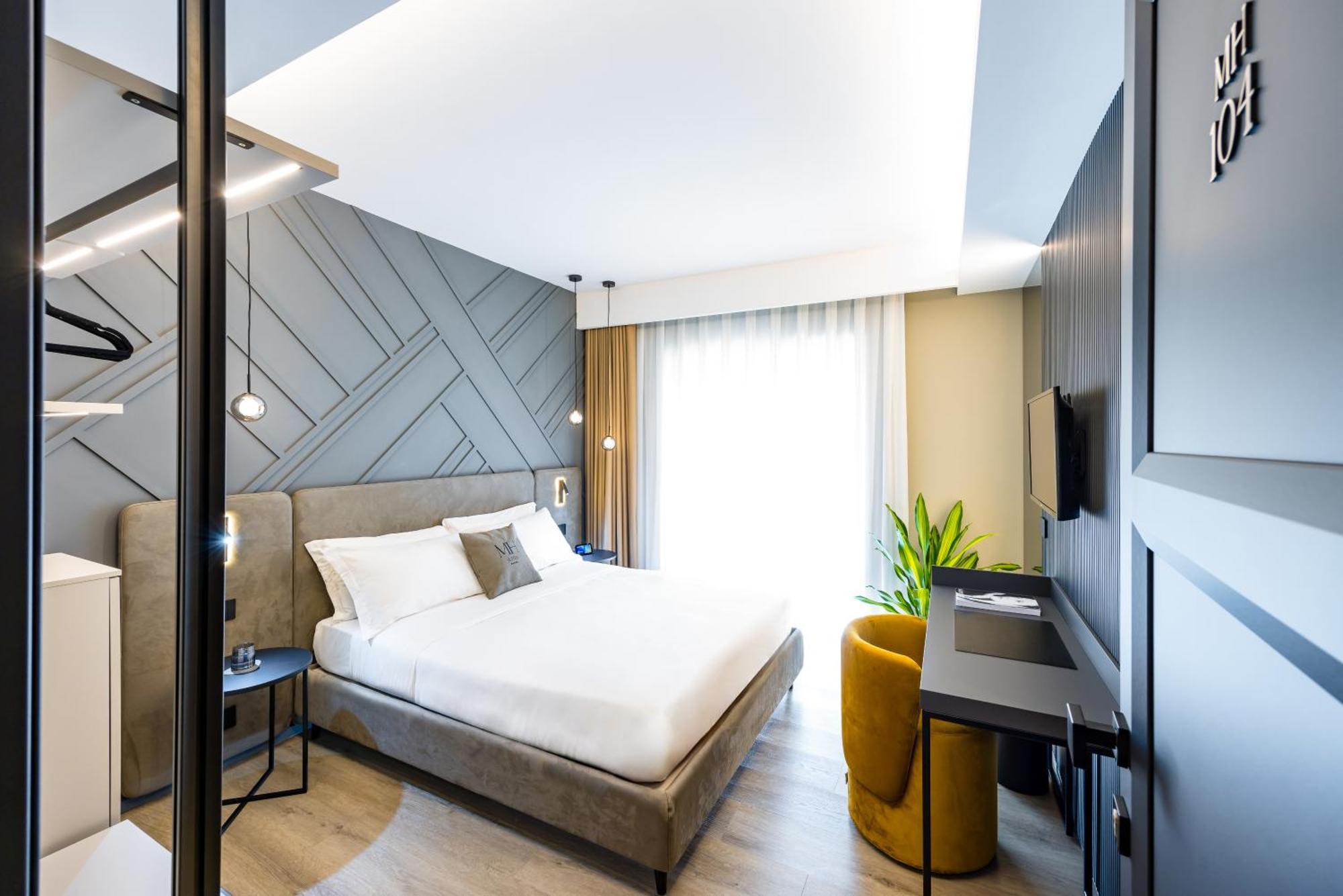 Mh Suites Plebiscito Naples Extérieur photo