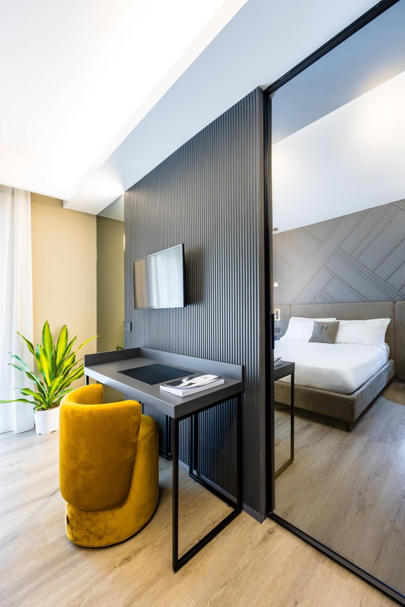 Mh Suites Plebiscito Naples Extérieur photo