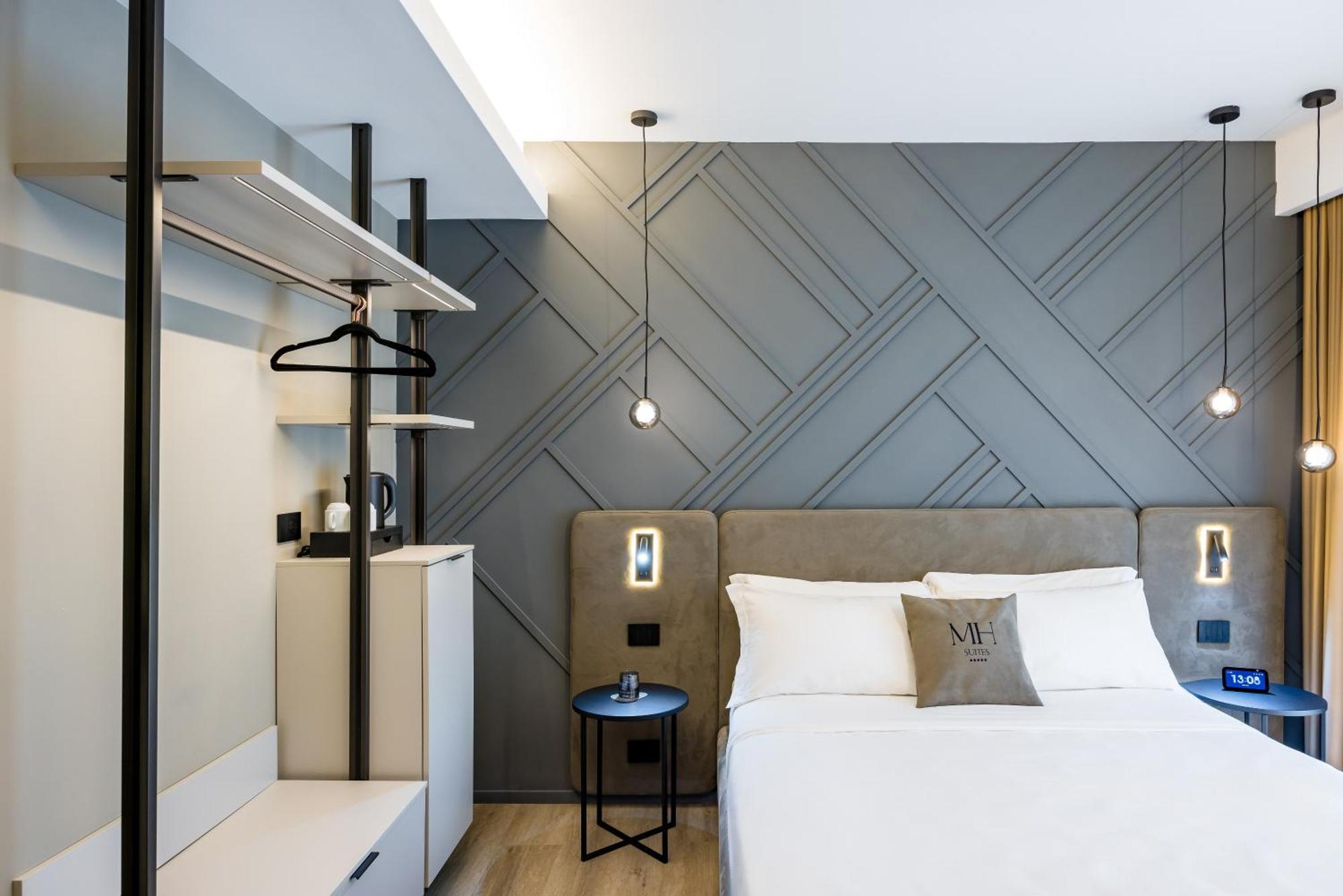Mh Suites Plebiscito Naples Extérieur photo