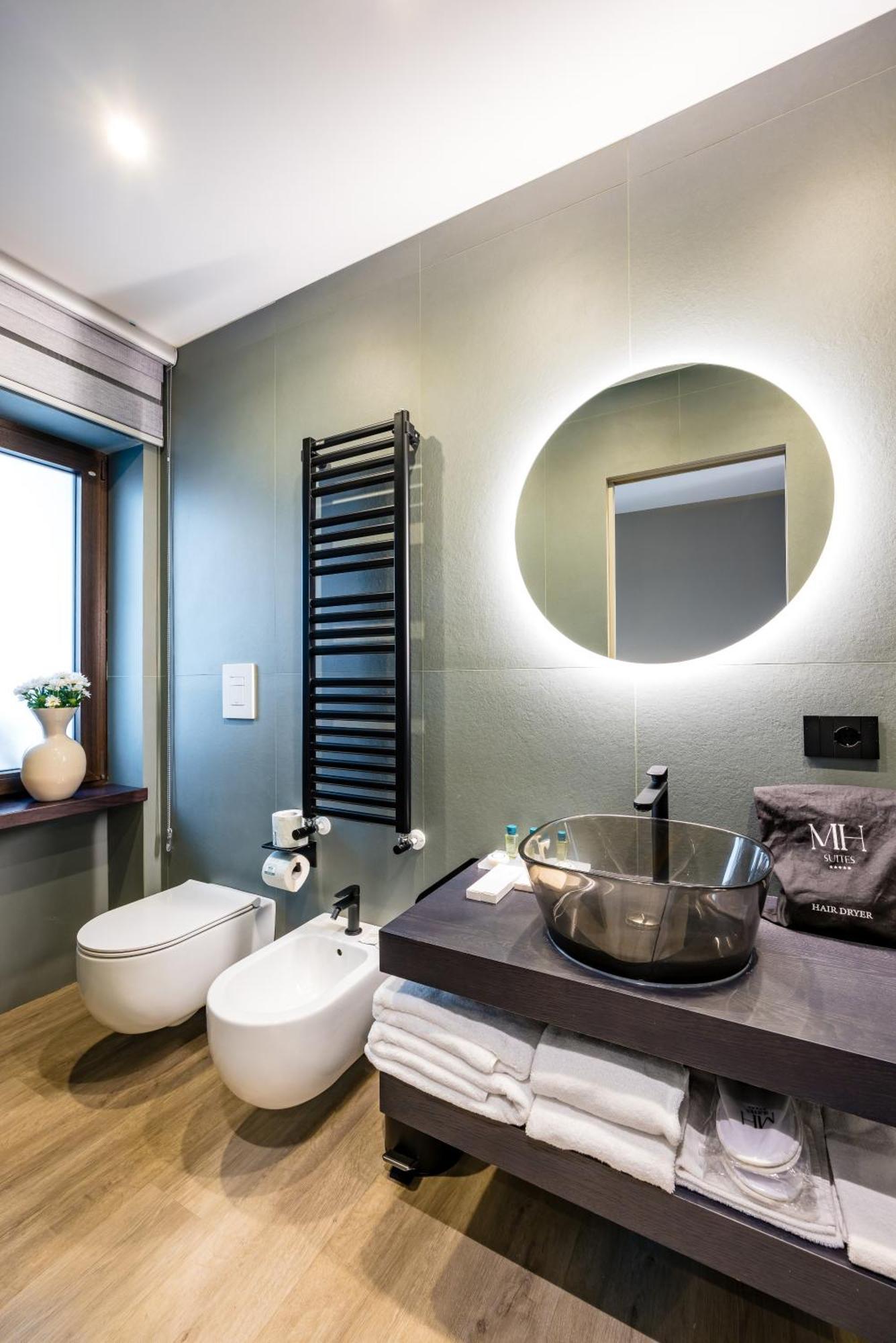 Mh Suites Plebiscito Naples Extérieur photo