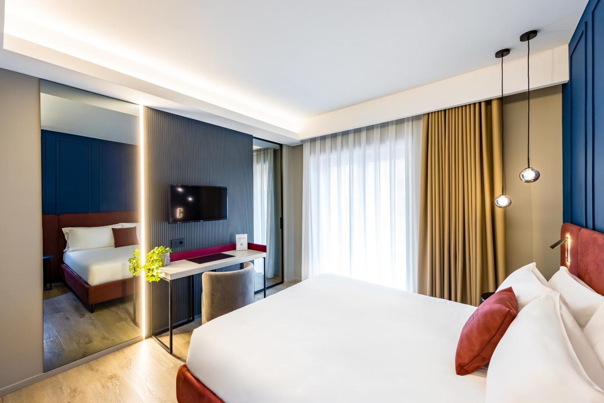 Mh Suites Plebiscito Naples Extérieur photo