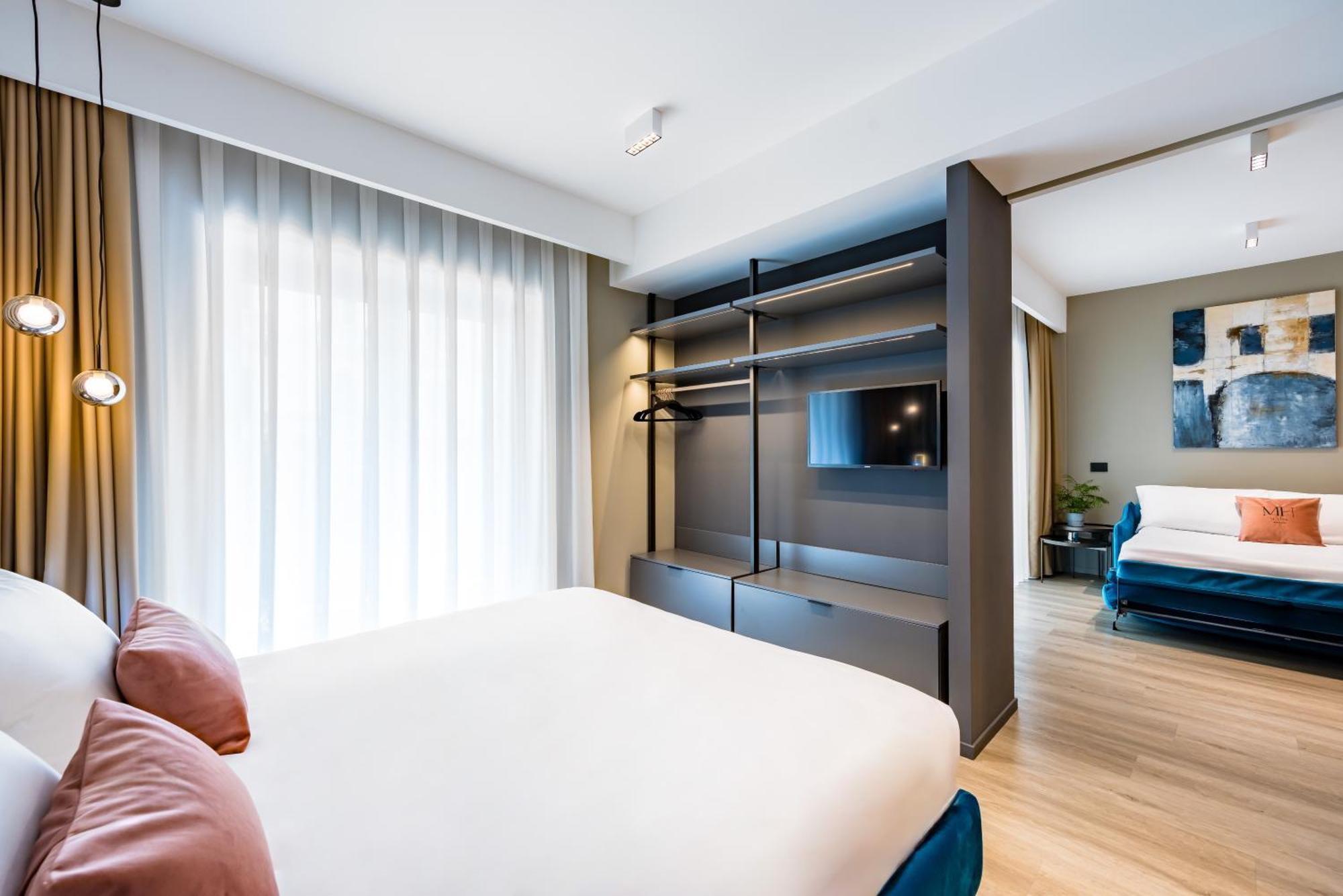 Mh Suites Plebiscito Naples Extérieur photo