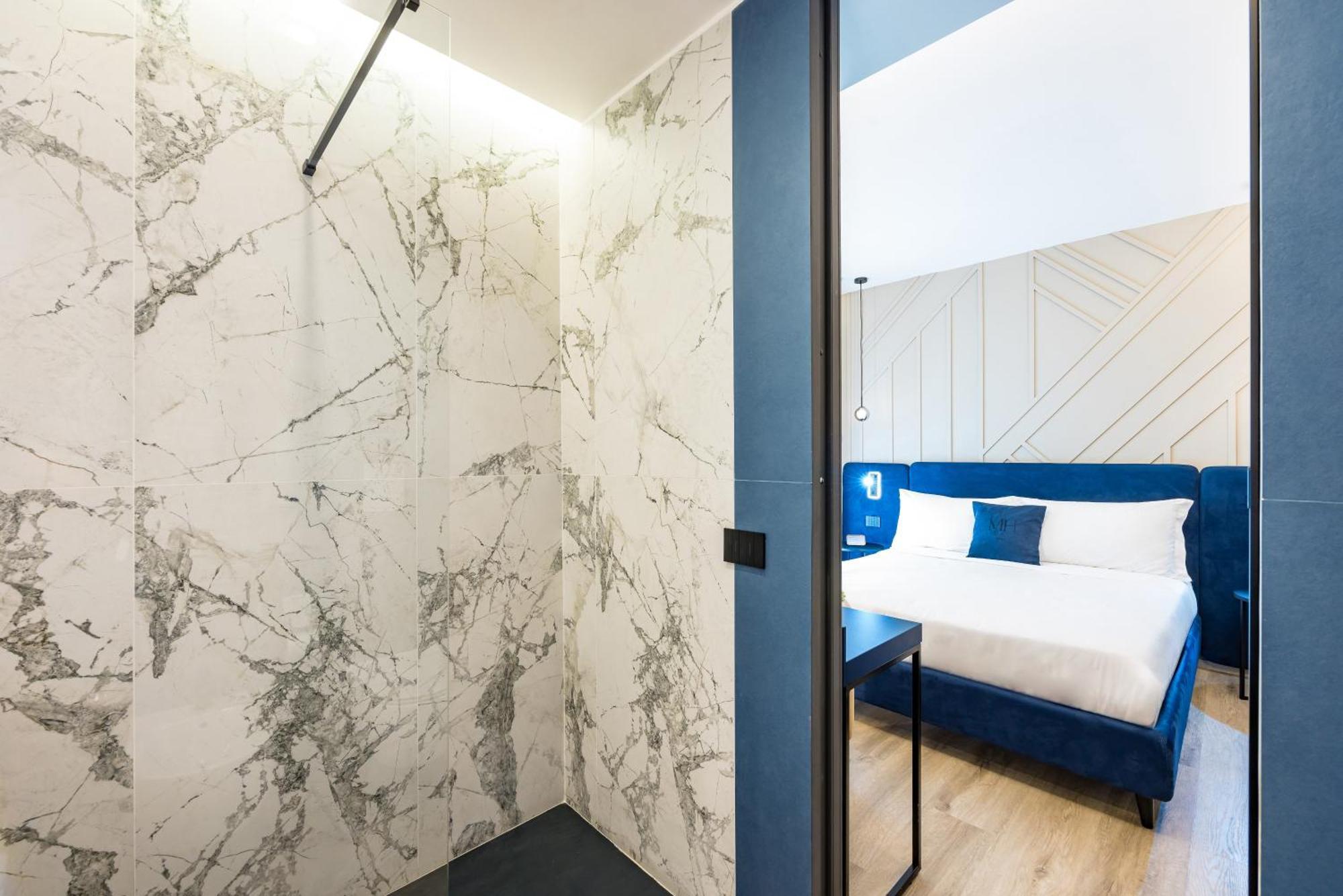 Mh Suites Plebiscito Naples Extérieur photo