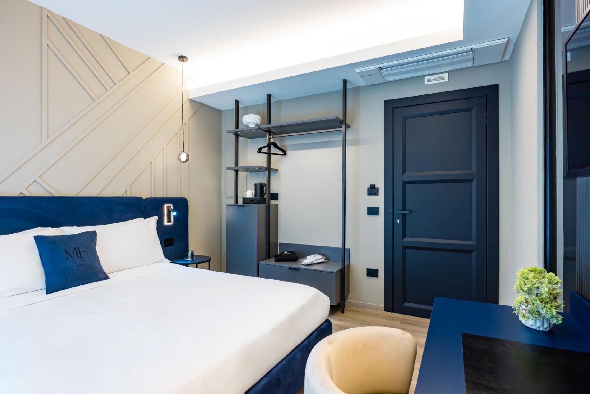 Mh Suites Plebiscito Naples Extérieur photo
