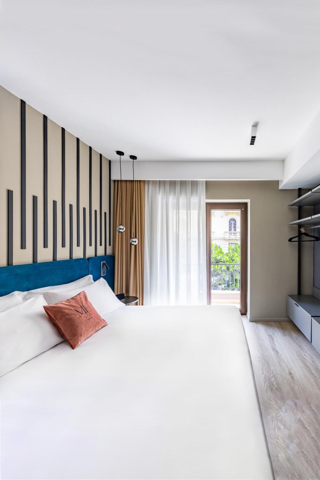 Mh Suites Plebiscito Naples Extérieur photo