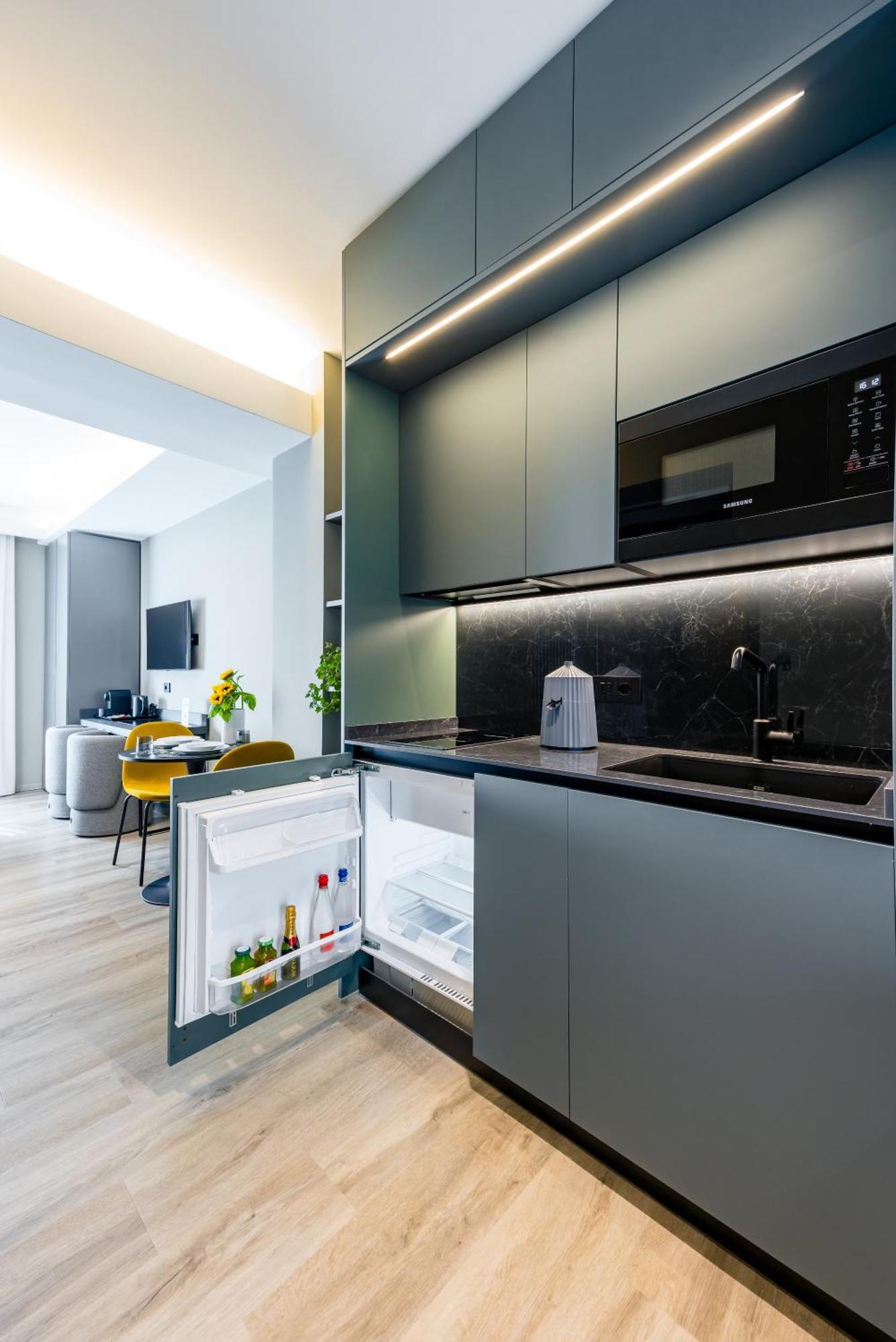 Mh Suites Plebiscito Naples Extérieur photo